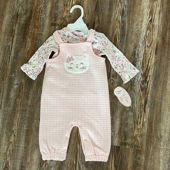 NWT Little Lass Baby Floral Cat Quilted Overalls